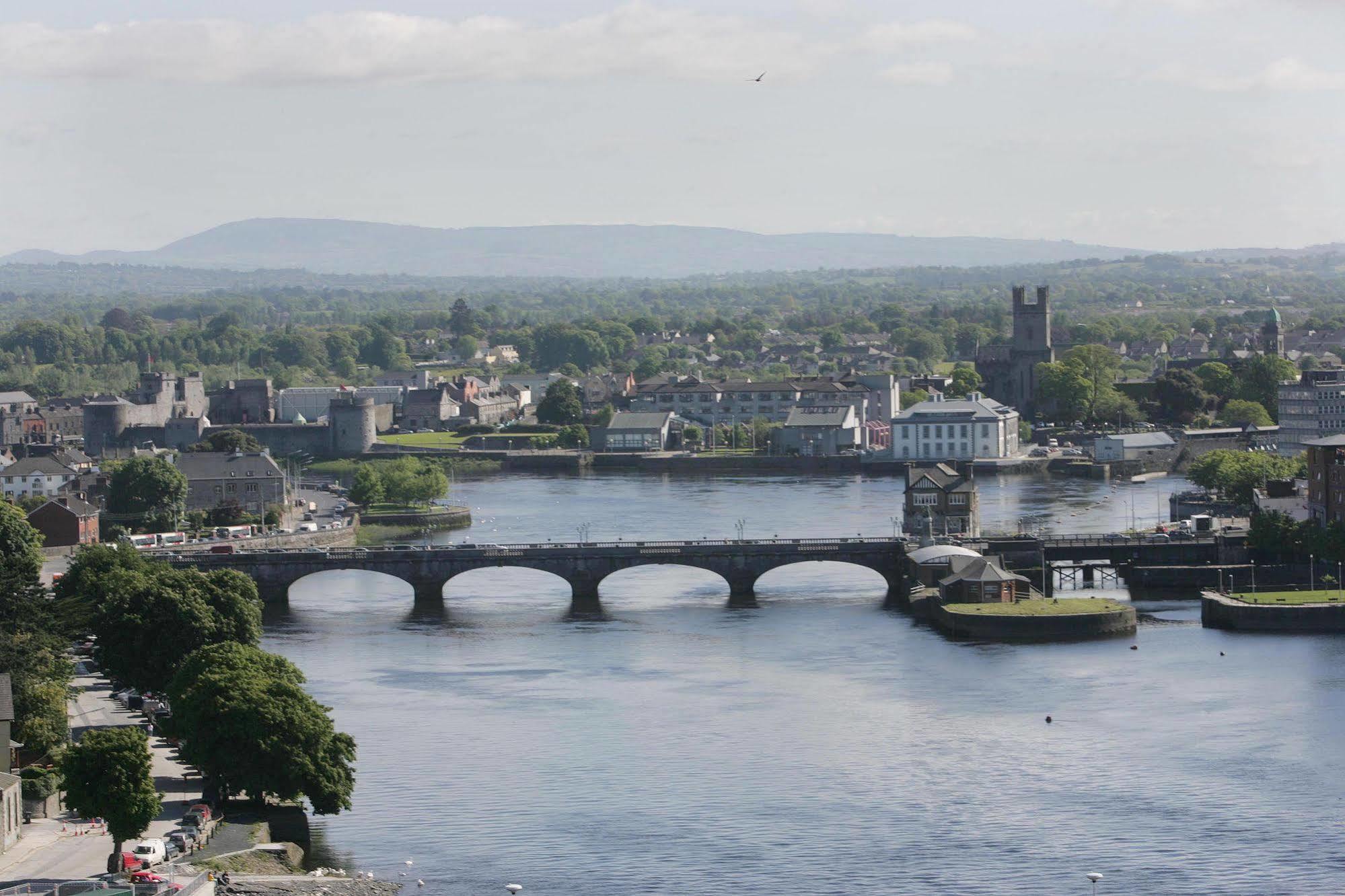 Limerick Junction爱尔兰利默里克特瑞自助式学生宿舍公寓 外观 照片